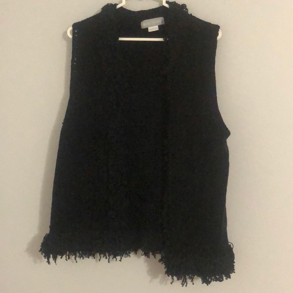 Black vest, soft, frilly collar, size L